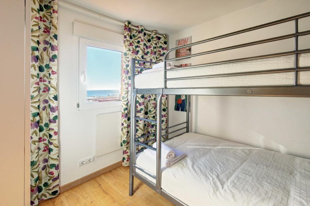 Apartament Pau Casals, 2 Min Walk From The Sea & Sea View Lloret de Mar Exteriér fotografie