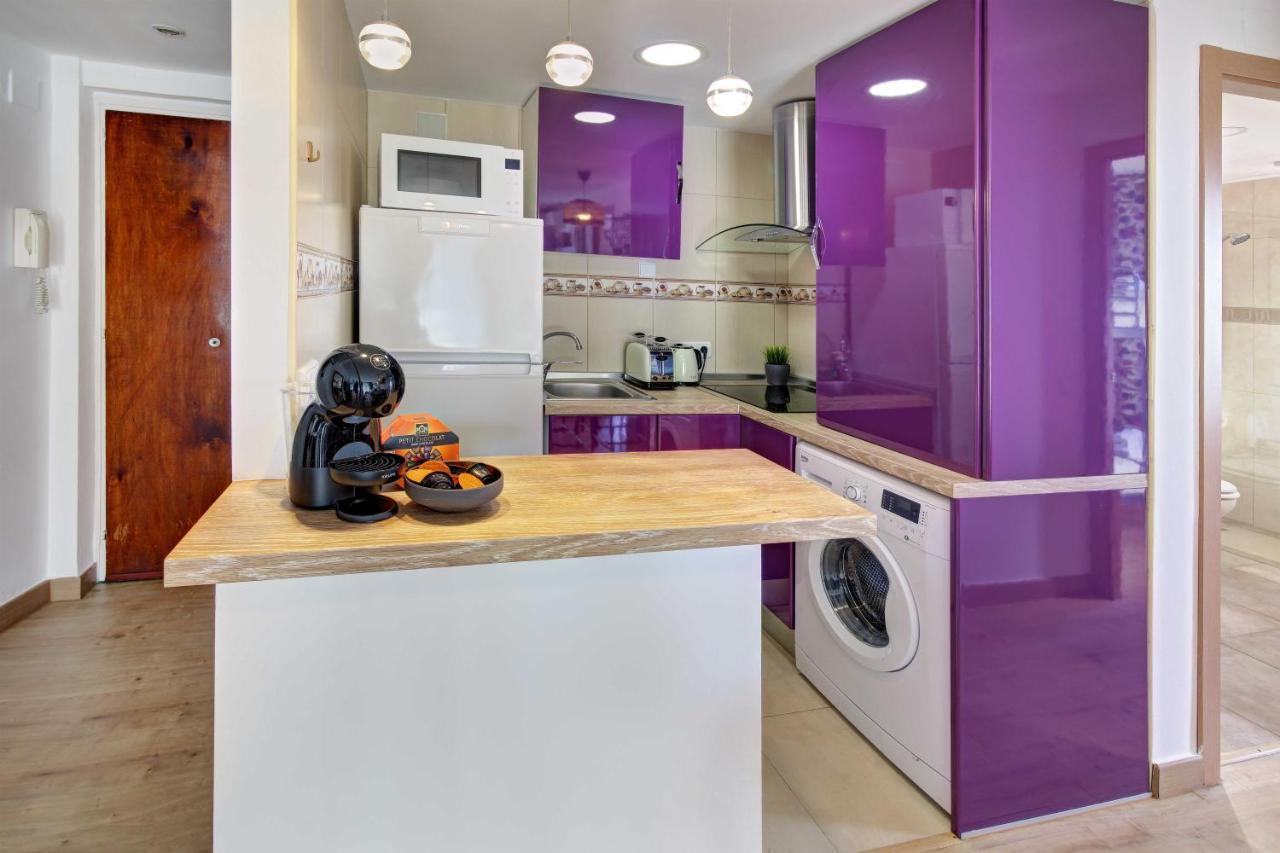Apartament Pau Casals, 2 Min Walk From The Sea & Sea View Lloret de Mar Exteriér fotografie